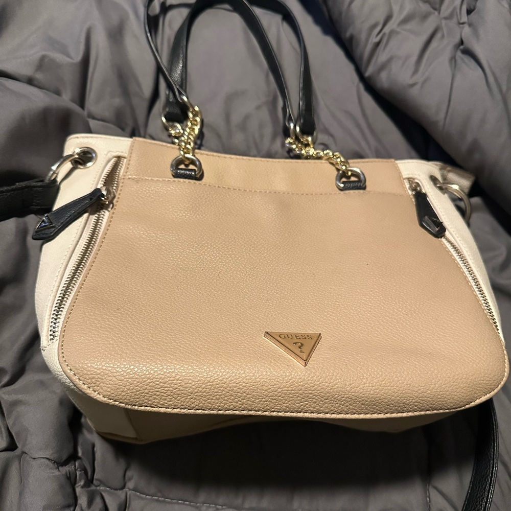 Guess Cream and Black Shoulder Bag with Gold Accents